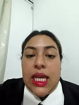 Freechat DULCE__26 on StripChat