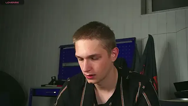 Freechat dustyn_fox on StripChat