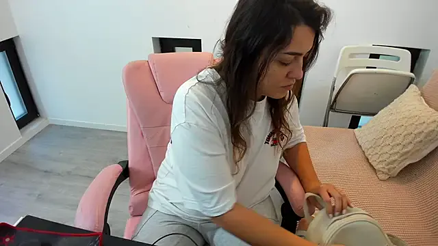 Dyana_Kaylinn — Freechat on StripChat