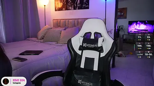 eimi_space on StripChat 