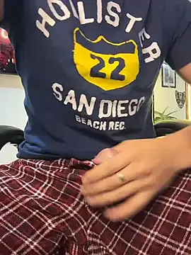 Elian_savoy — naked and jerrkk 