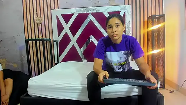 ElizaAndQuisha — Freechat on StripChat