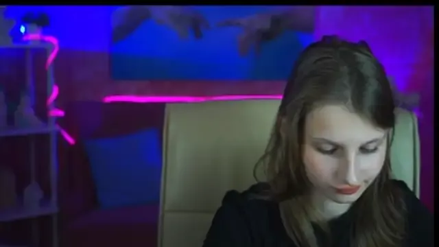 Private EllaHorton on StripChat