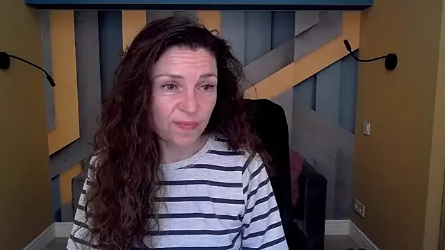 StripChat EllaLong is Freechat EllaLong — take off panties