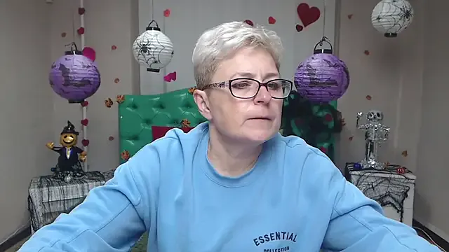 Freechat EmiliaGree on StripChat