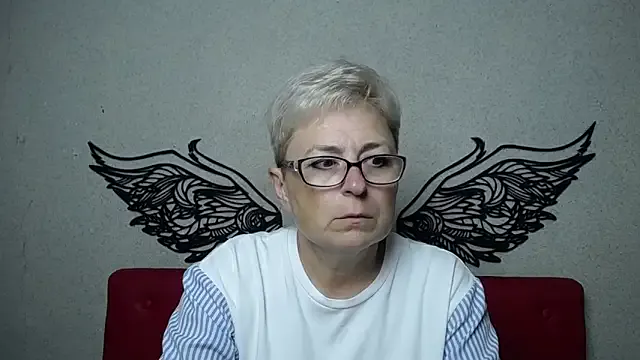 Freechat EmiliaGree on StripChat