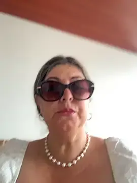 emma_tour — Hazme feliz