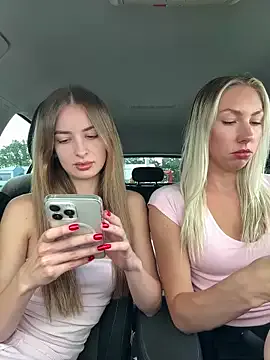 EvieEvans on StripChat 