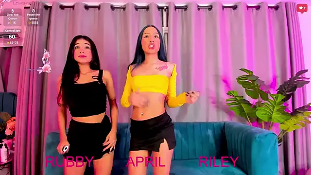 Freechat Evil_Giirls on StripChat