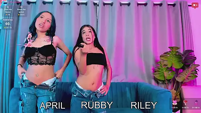 Freechat Evil_Giirls on StripChat