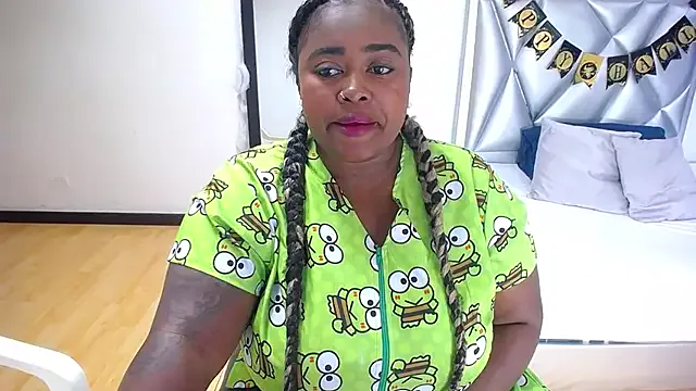 Freechat exotic_karmella on StripChat