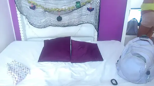 StripChat fat_naughtyass is Freechat fat_naughtyass — squirt + dildo