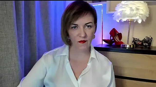 Freechat feliziaDesire on StripChat