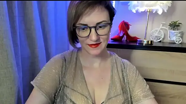 Freechat feliziaDesire on StripChat