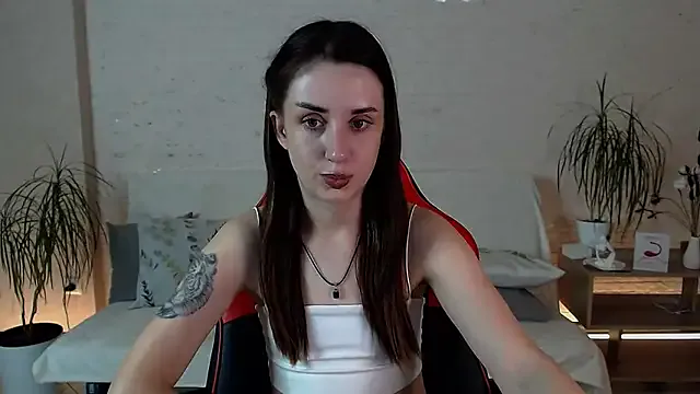 FranceskoJones — A flash of ass