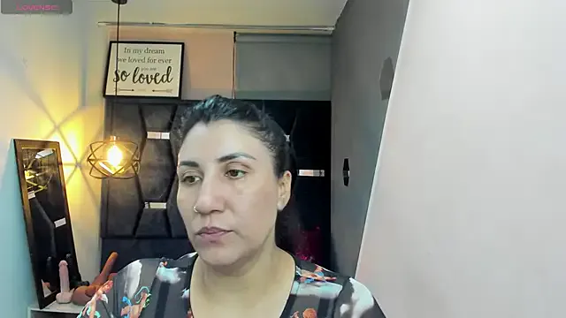 Freechat GiaFox_ on StripChat