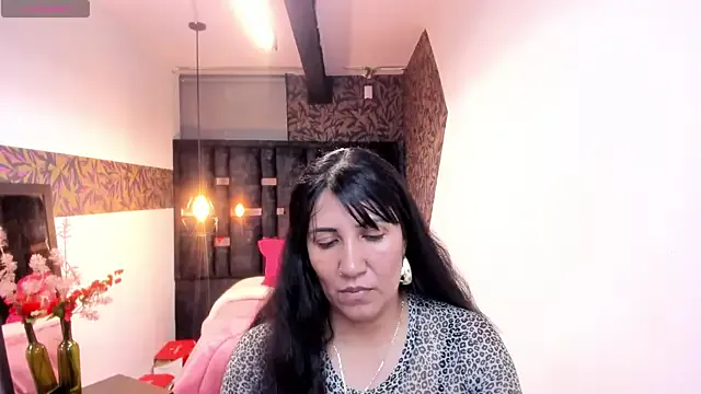 Freechat GiaFox_ on StripChat