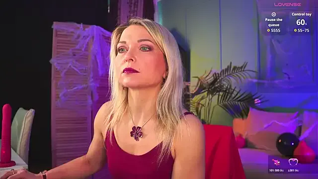 Gloria_Lovely — lets make my breast wet