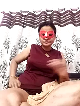 Freechat Gullapi on StripChat