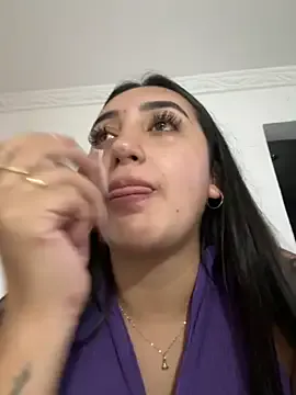 StripChat Hannahoff is Freechat Hannahoff — For my birthday, November 26