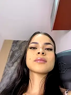 Freechat HannaRhodes on StripChat