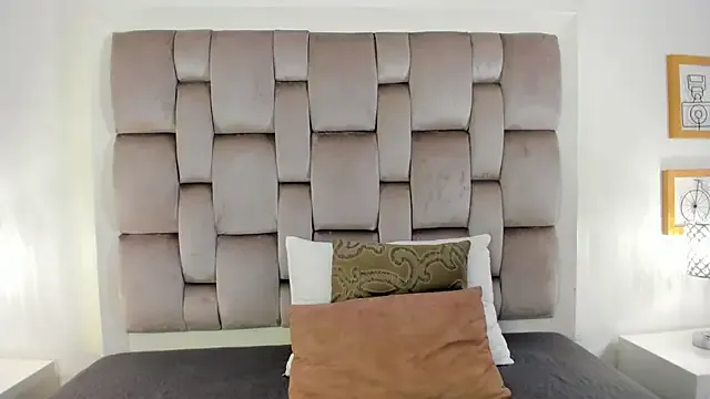 Freechat HarleyQueen666 on StripChat