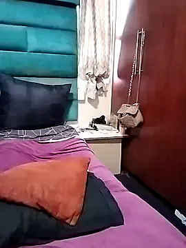 Freechat hemilynthomas2467 on StripChat