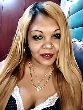 Freechat hemilynthomas2467 on StripChat