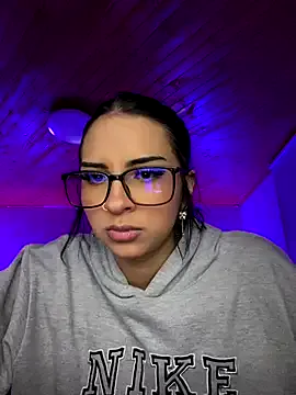 Freechat Hilary_pinkk on StripChat