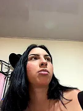 Freechat Hilary_pinkk on StripChat