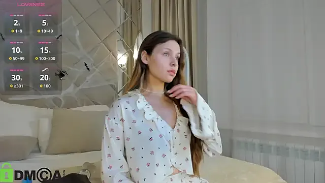 Group Hina_Smith on StripChat