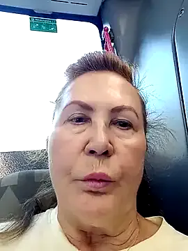 Hottie-Mom on StripChat 