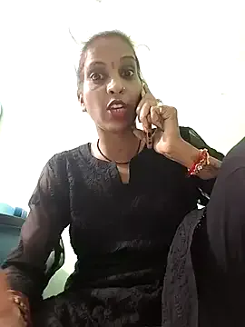 Freechat Hotty-Nidhi on StripChat