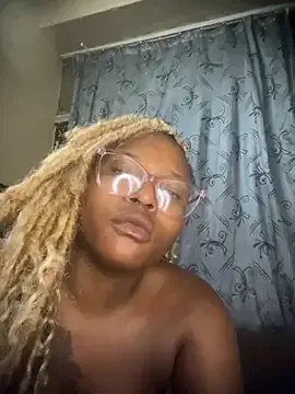 Freechat houseforsex on StripChat