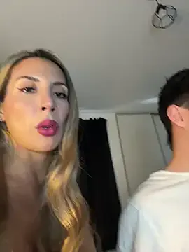 Freechat iam_sofia__ on StripChat