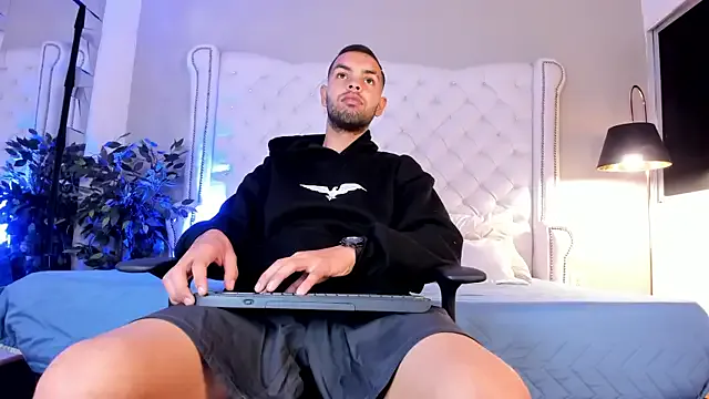 StripChat IanBlaze_ is Freechat IanBlaze_ — remove shirt