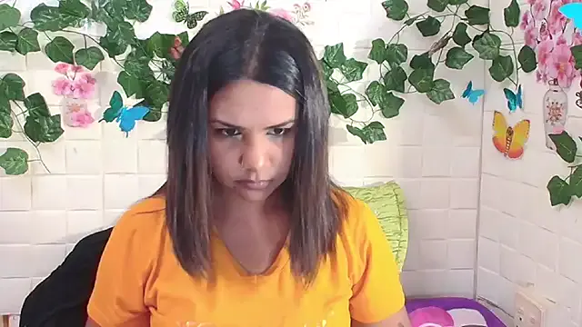 IndiaSexyStripper4u on StripChat 