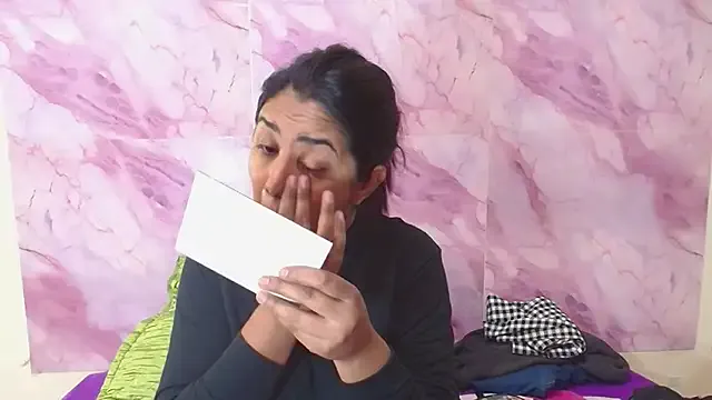 IndiaSexyStripper4u on StripChat 