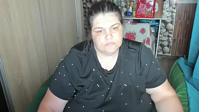 Freechat IONY_SEXY_LIPS2222 on StripChat