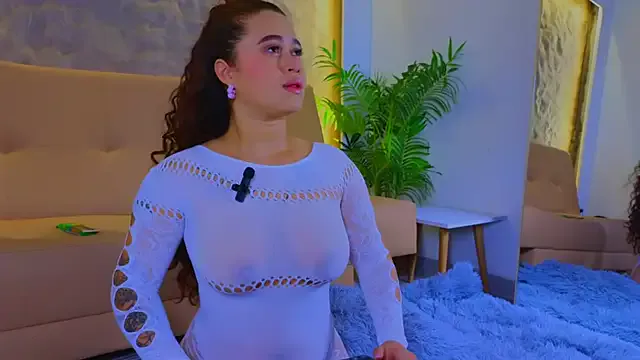 Freechat Isa__Blanc on StripChat