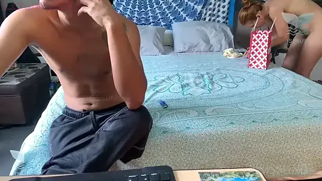 Group isissun03 on StripChat