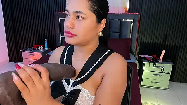 Issafoxx — Choke me with hands while i suck u