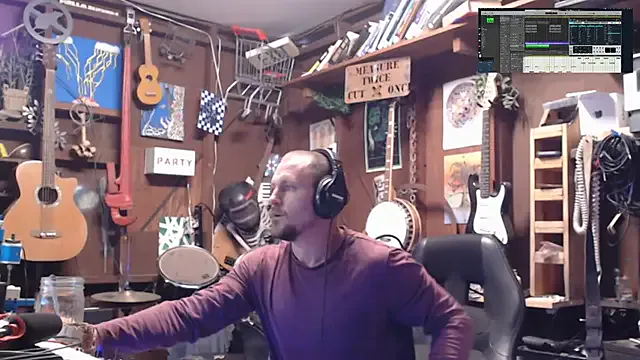 Freechat itsjameswebbscope on StripChat