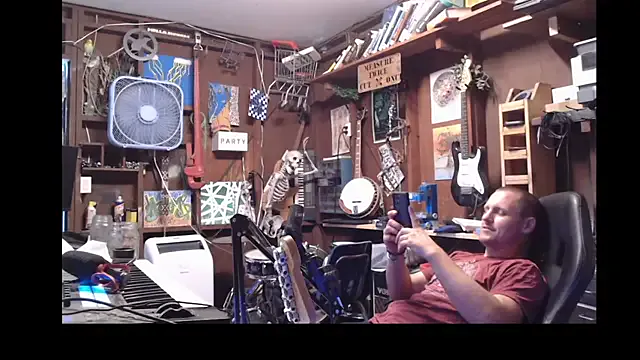 Freechat itsjameswebbscope on StripChat