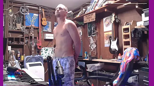 Freechat itsjameswebbscope on StripChat