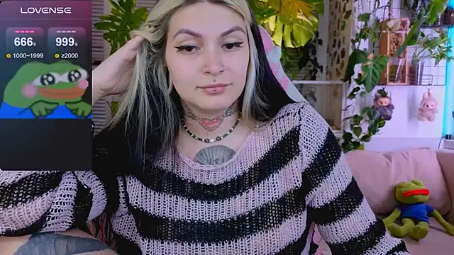 Freechat jelya_sg on StripChat