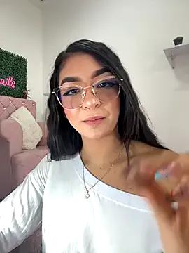 Group jenn_fit on StripChat