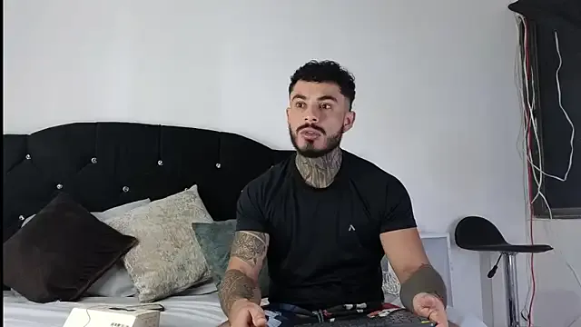 Freechat john_cartter1 on StripChat