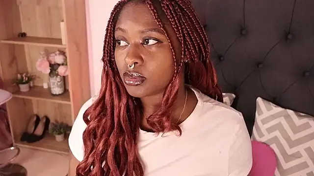 justnala_ —  Close-up lips & neck