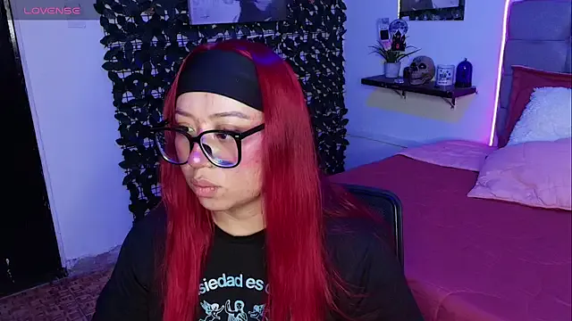 Kata_Bigboobs — two fingers in my pussy + topless 